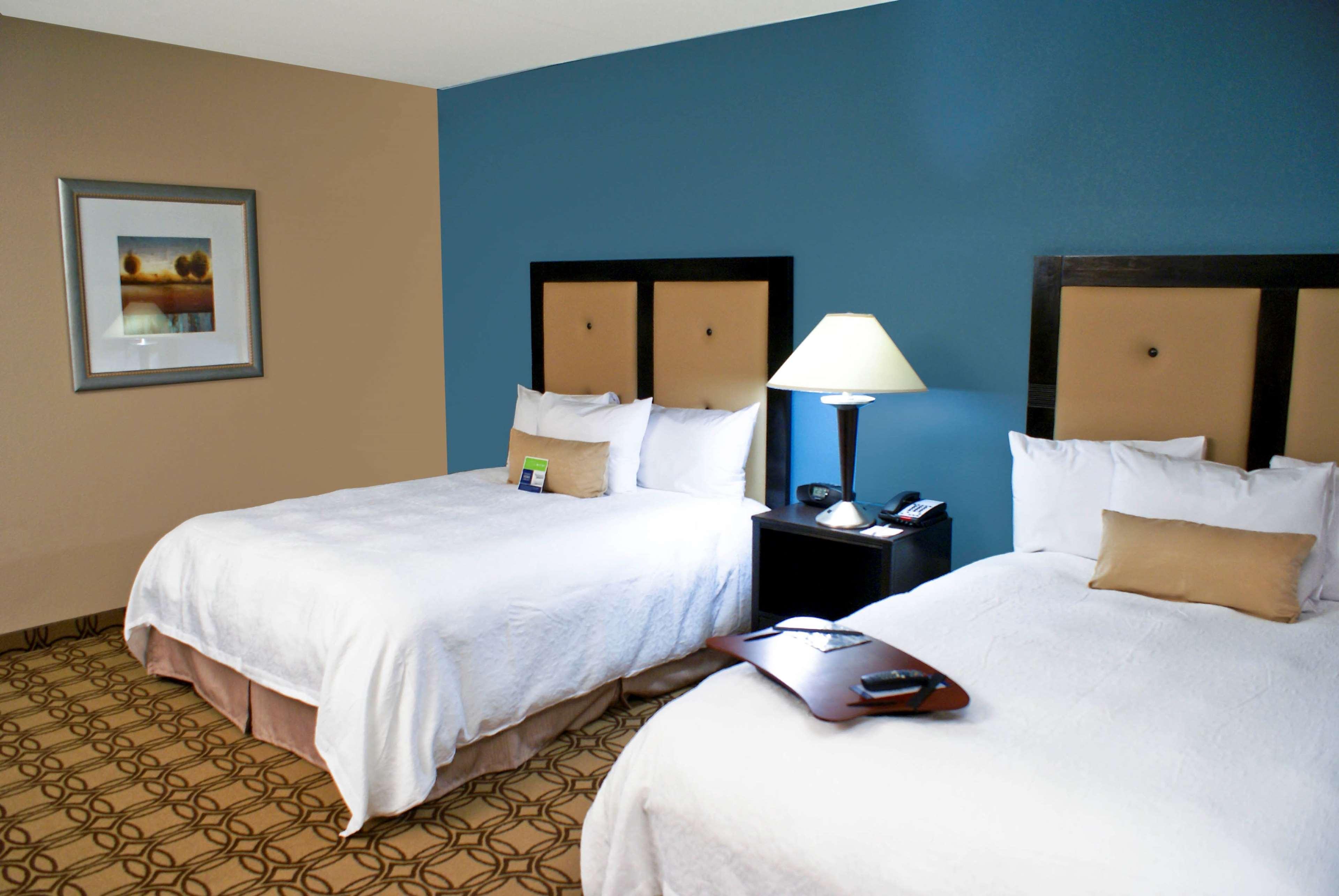 Hampton Inn & Suites Charlotte-Airport Habitación foto